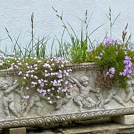 Artistic Hideaway For Space, Light And Creativity Hébergement de vacances Berg am Starnberger See